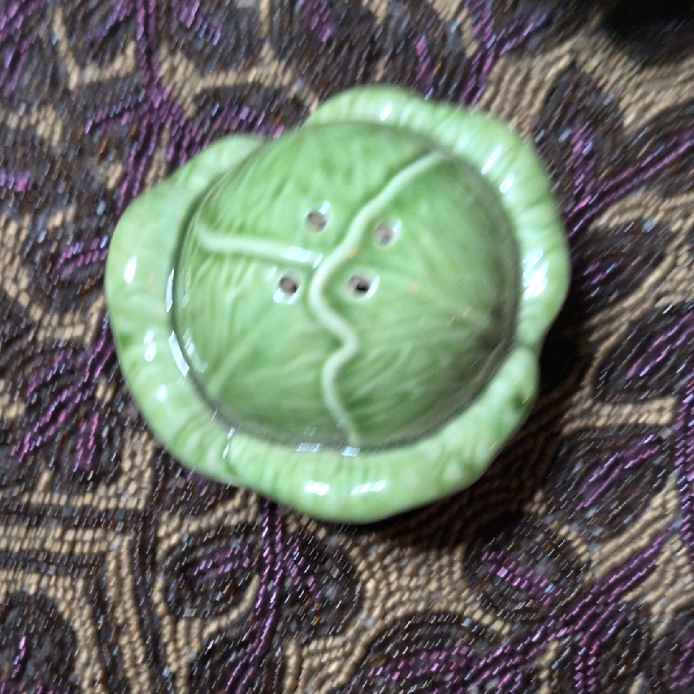 Green Cabbage Design Dinnerware Set - Picture 2 of 8